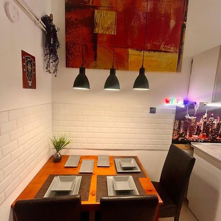 Ernesto 17 With Free Parking Possibility Apartment Budapesta Exterior foto