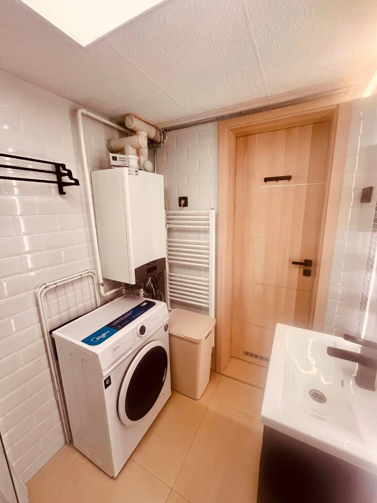 Ernesto 17 With Free Parking Possibility Apartment Budapesta Exterior foto